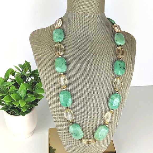Seafoam Green Necklace - Picture 2 of 9